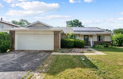 116 Cloverleaf Road, Matteson, IL 60443
