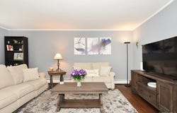 100 Clinton Avenue, Mineola, NY 11501