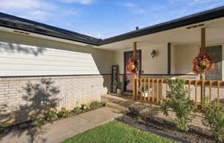 126 E Creekstone St, Mulvane, KS 67110-9283