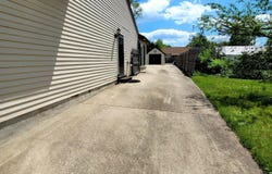 28 E MILL Road, MAPLE SHADE, NJ 08052