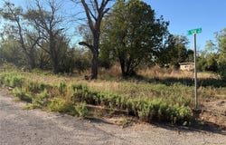 815 E 5th Street, Coleman, TX 76834