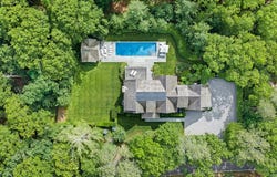 198 Bull Path, East Hampton, NY 11937