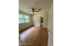 68 Preacher Hill, Picayune, MS 39466