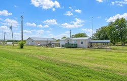 2501 Colorado St, Lockhart, TX 78644