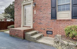 1203 E 8th Avenue, Johnson City, TN 37601