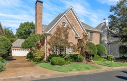 928 E RIVERWALK Dr, Memphis, TN 38120