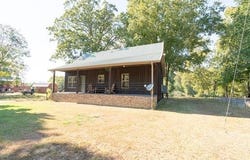 393 Cyperts Bluff RD, Searcy, AR 72143