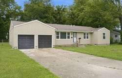 1259 E Berkeley Street, Springfield, MO 65804