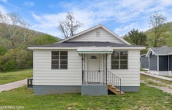 311 E Prospect St, LaFollette, TN 37766