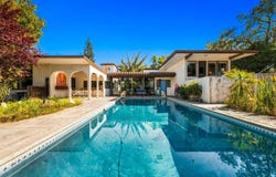 1220 Almond Avenue, Redding, CA 96001