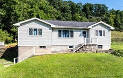 445 Little Creek Road, Lancaster Twp, PA 16037