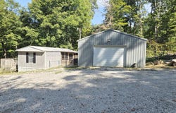 297 Lakeview Avenue, Burnside, KY 42519