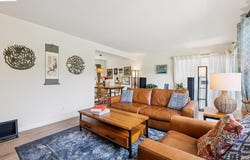 55 Asilomar Cir, Oakland, CA 94611