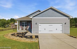 1608 Tazewell Pike, Plainview, TN 37721