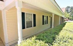 1067 Elvis Presley Dr, Tupelo, MS 38804