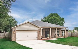 5492 Covered Bridge Ln, Pace, FL 32571