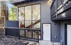 6855 Gunn DR, Oakland, CA 94611