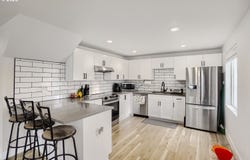 102 SE 3RD St, BattleGround, WA 98604