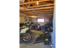 211 MCCOY St, Moro, OR 97039