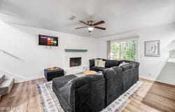 1304 MAGNOLIA Circle E, Jacksonville, FL 32211