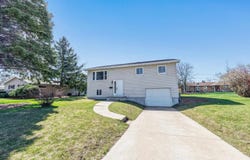 1521 BISMARCK Avenue, OSHKOSH, WI 54902