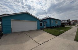 402 E State Street, Centerville, IA 52544