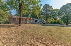 811 Thorne Dr, Paragould, AR 72450