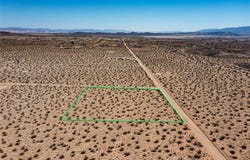 Sunny Sands, Joshua Tree, CA 92252