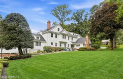 24 Circle Drive, Rumson, NJ 07760