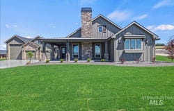 18052 Andorra Ln, Caldwell, ID 83607