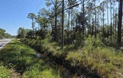 E Bay Blvd, Gulf Breeze, FL 32563