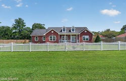 932 Hitching Post Lane, Waycross, GA 31503