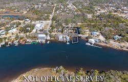 707 SE Riverside Dr, Steinhatchee, FL 32359