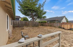 2060 HAYES St, NorthBend, OR 97459