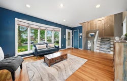 5 Delaware Avenue, Commack, NY 11725