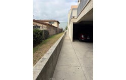 1095 N Raymond, Pasadena, CA 91103