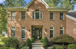 6690 Chesley Court, East Amherst, NY 14051