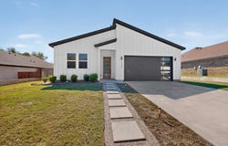 2604 Flora Lane, Denison, TX 75020