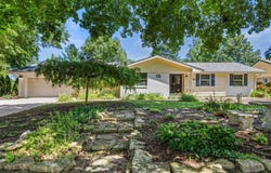 3104 Valley Brook Drive, Champaign, IL 61822