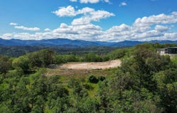 250 Adams Way, Grants Pass, OR 97526