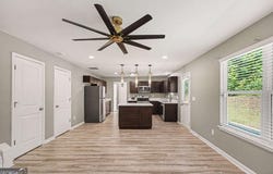 1128 Oak Hollow Lane, Hampton, GA 30228