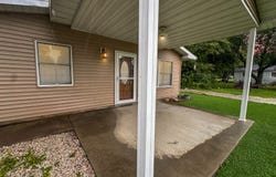 112 S 8th Street SE, Clay City, IL 62824