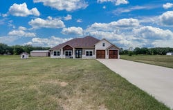 9325 County Road 4074, Scurry, TX 75158