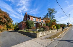 705 RICHMOND AVE, STAUNTON, VA 24401