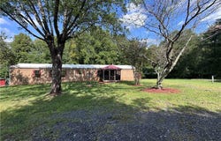 210 Star View Drive, King, NC 27021