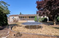 1632 BROWN St, Woodburn, OR 97071