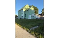 1423 3rd Street, Perry, IA 50220