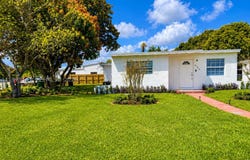 6324 E 6th Ave, Hialeah, FL 33013