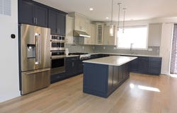 32 Melody Ln, Upper Saddle River Boro, NJ 07458-1857