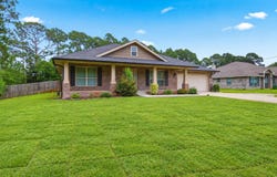 1960 Edgewood Drive, Navarre, FL 32566